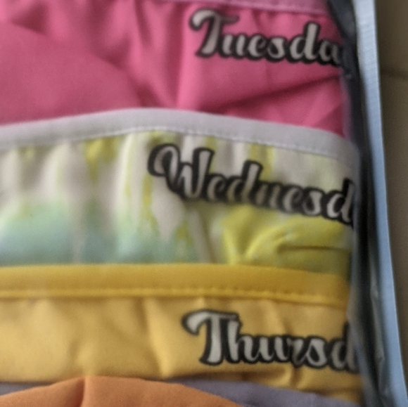 5 Piece set reusable Mask Week Days - Picture 2 of 5